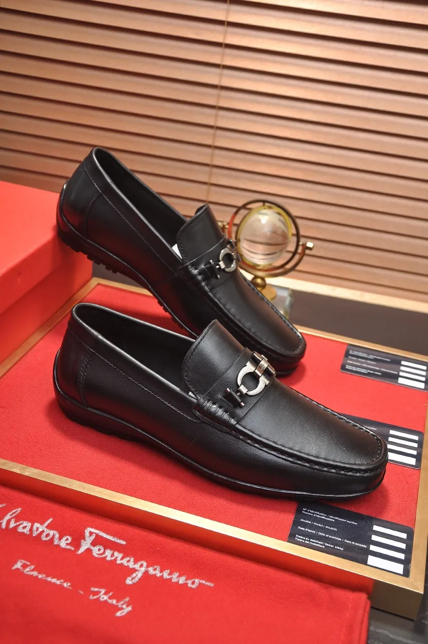 Men's shoes 💰480💶 [Ferragamo/Ferragamo] The latest model in the counter. Original imported open-sided fine cowhide hand-woven + imported 🐂 cowhide + original luxury metal buckle + original combination outsole. No pressure in comparison 38--44🎉